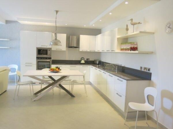 Luxury finished apartment - Ref No 000224 - Image 1