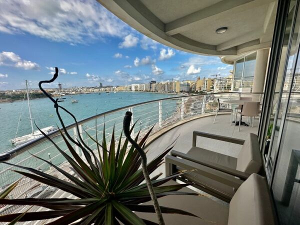 Luxury seafront apartment - Ref No 000227 - Image 4