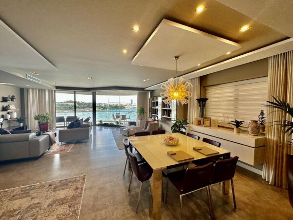 Luxury seafront apartment - Ref No 000227 - Image 14