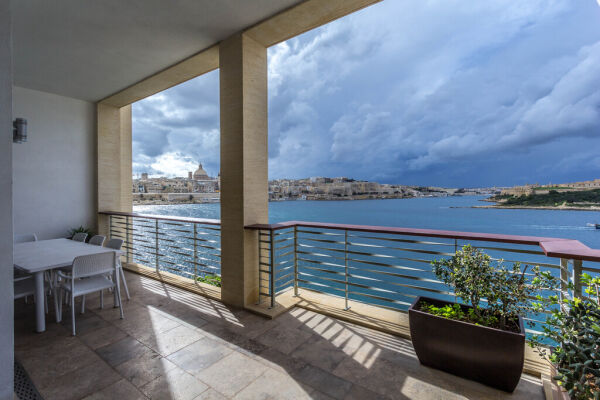 Tigne Point, Luxurious Finish Apartment - Ref No 000249 - Image 3
