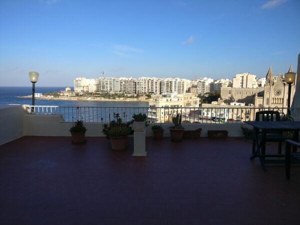 3 bedroom seaview penthouse inc car space - Ref No 000261 - Image 4