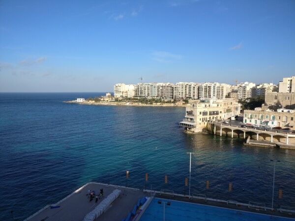 3 bedroom seaview penthouse inc car space - Ref No 000261 - Image 1