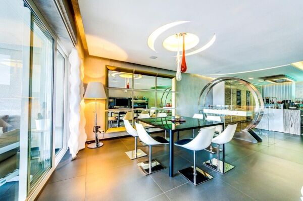 Ta’ Xbiex, Luxurious Finish Apartment - Ref No 000298 - Image 2