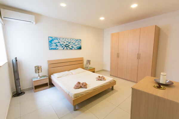 Sliema, Furnished Apartment - Ref No 000300 - Image 6