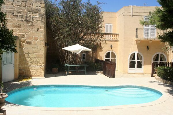 Mosta, Furnished House of Character - Ref No 000410 - Image 3