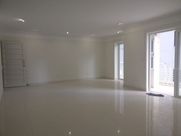 Sliema, Highly finished 2 bedroom apartment - Ref No 000660 - Image 3
