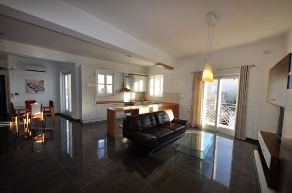 Luxury Duplex Penthouse - Ref No 000783 - Image 3