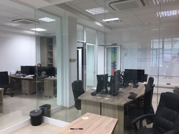 Gzira, Fully Equipped Office - Ref No 000819 - Image 2