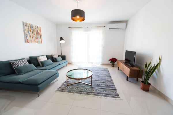 Gzira, Furnished Apartment - Ref No 000955 - Image 1