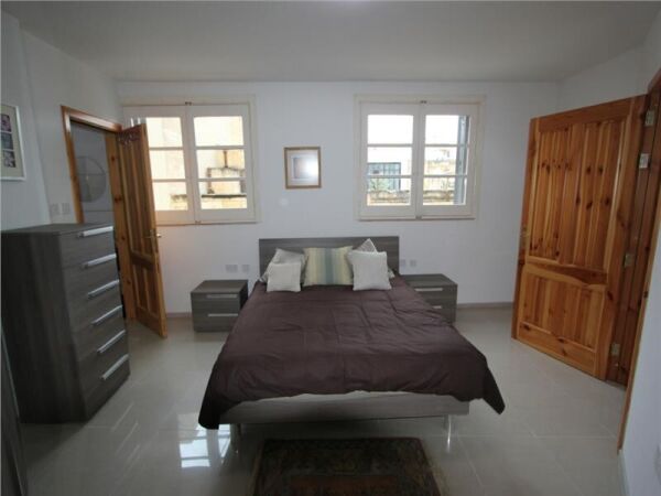 Sliema, Furnished Apartment - Ref No 001020 - Image 6