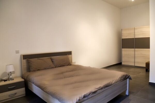 Sliema, Furnished Apartment - Ref No 001317 - Image 8