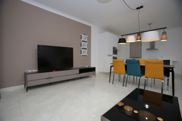 Sliema, Furnished Apartment - Ref No 001331 - Image 2