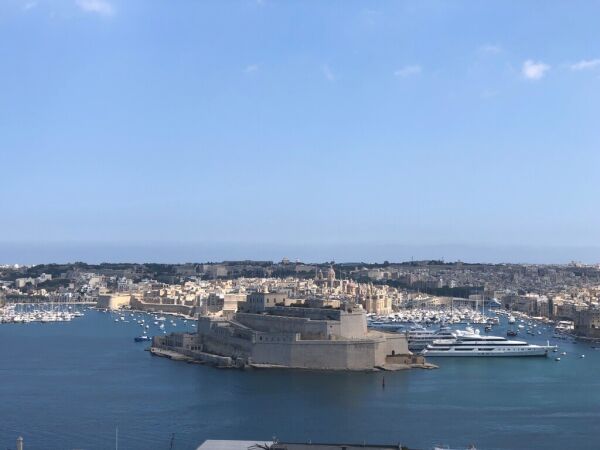Valletta, Finished Office Block - Ref No 001419 - Image 1