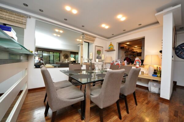 Sliema, Luxurious Finish Duplex Apartment - Ref No 001458 - Image 1