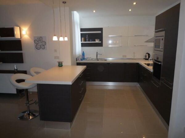 St Julians, Luxury Furnished Apartment - Ref No 001543 - Image 3