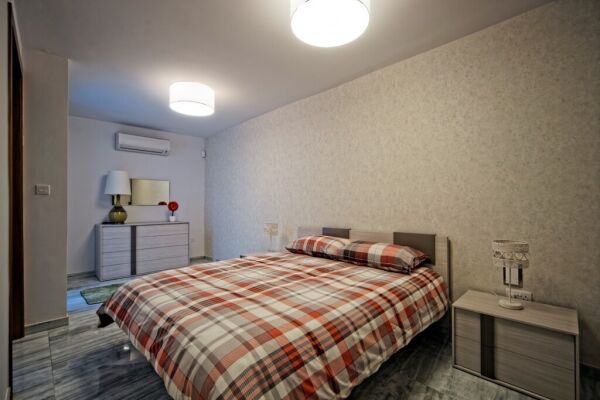 Sliema, Furnished Town House - Ref No 001838 - Image 9
