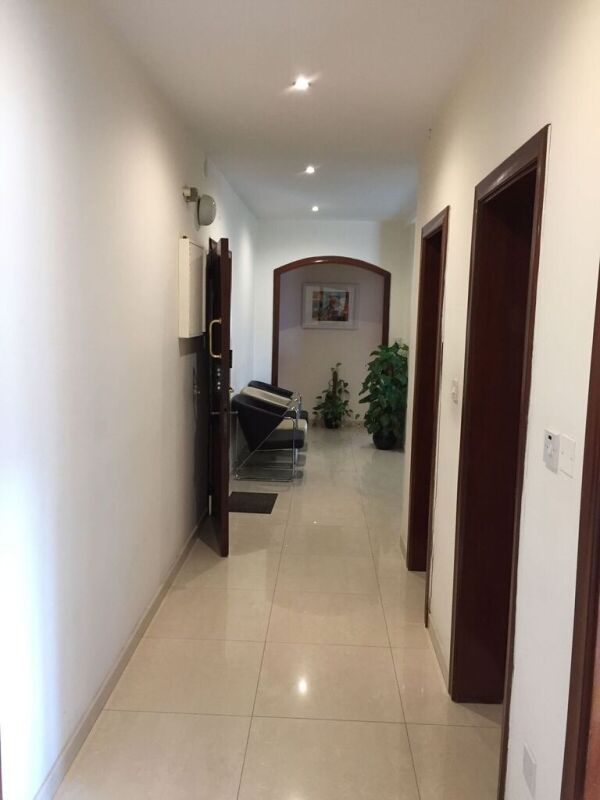 Sliema, Finished Office - Ref No 001893 - Image 2