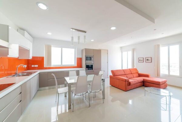 Balzan, Furnished Apartment - Ref No 001987 - Image 1