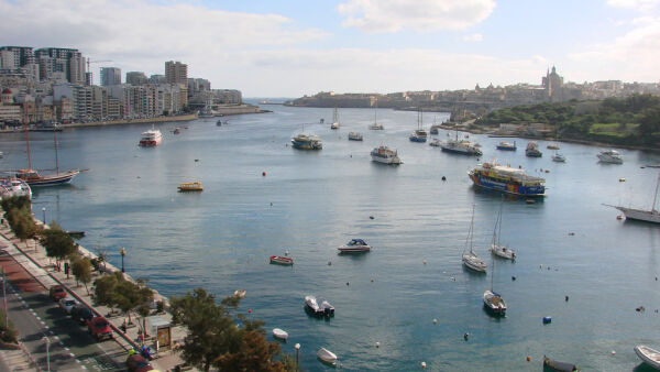 Sliema, Finished Office - Ref No 002016 - Image 1