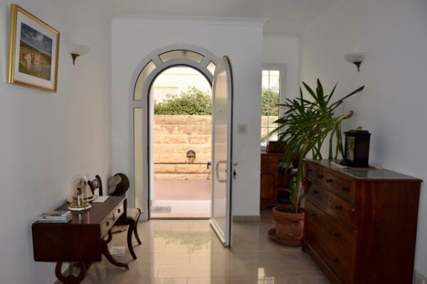 Swieqi, Furnished Terraced House - Ref No 002239 - Image 4