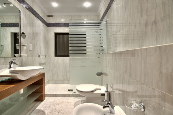 Sliema, Luxury Furnished Apartment - Ref No 002265 - Image 20