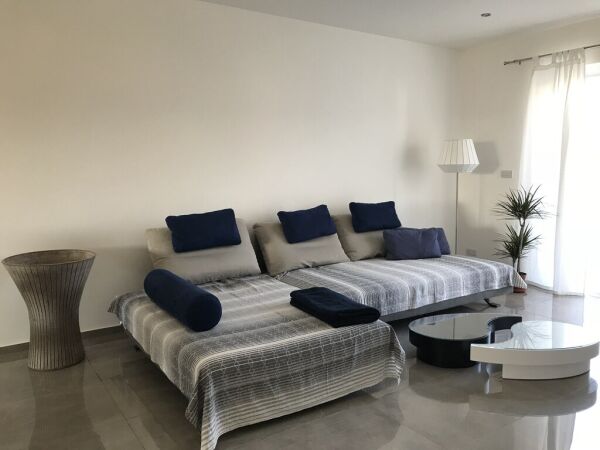 Attard, Furnished Penthouse - Ref No 002312 - Image 2