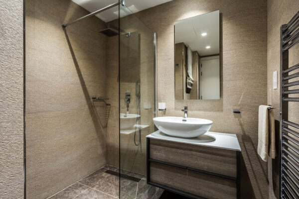Portomaso, Luxury Furnished Apartment - Ref No 002399 - Image 16