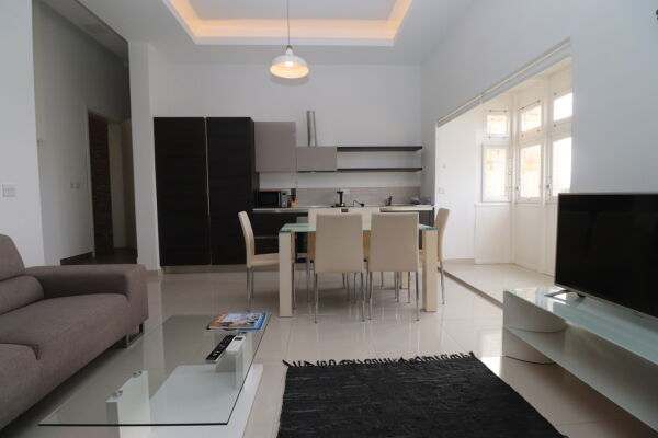 Valletta, Furnished Apartment - Ref No 002454 - Image 4