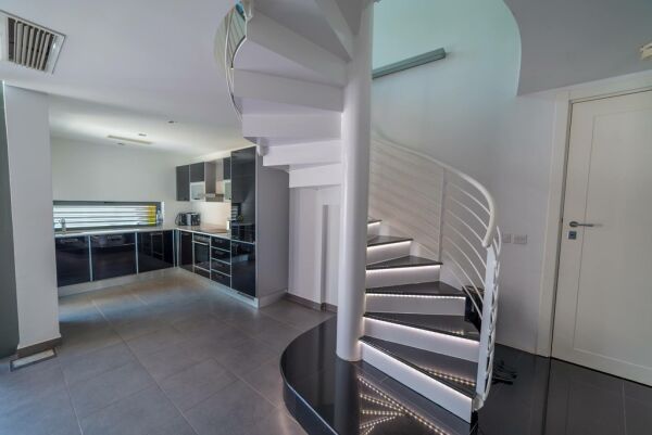 Portomaso, Furnished Duplex Apartment - Ref No 002503 - Image 2