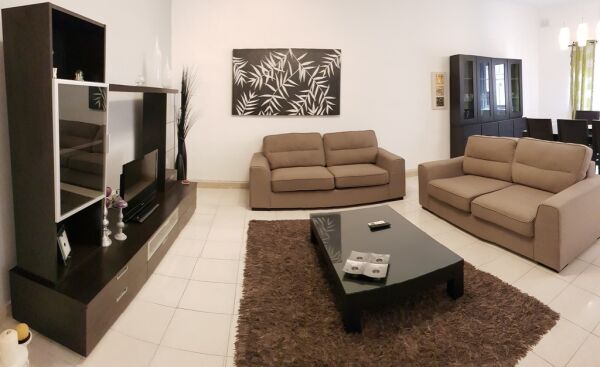 Sliema, Finished Apartment - Ref No 002518 - Image 1