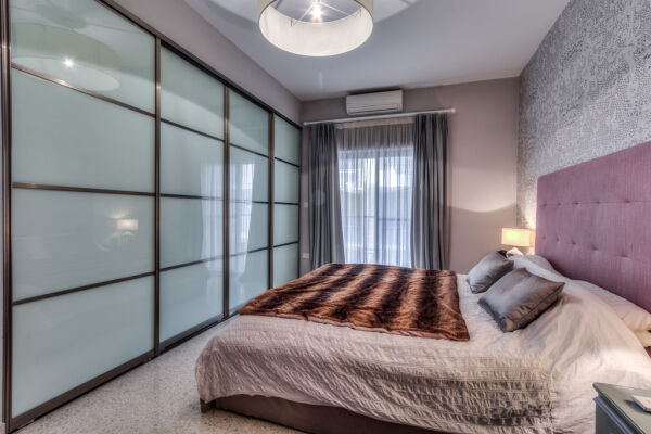 Sliema, Luxurious Finish Apartment - Ref No 002551 - Image 10