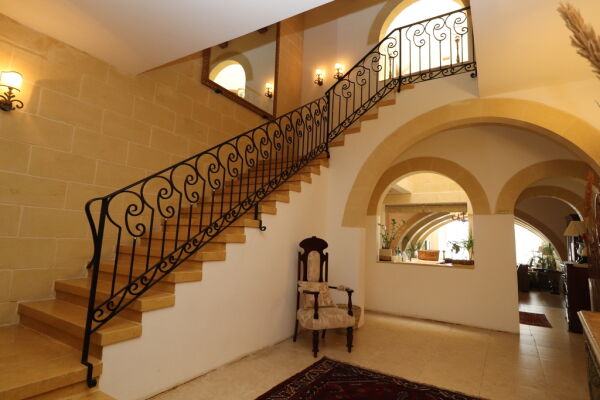 Sannat (Gozo), Converted House of Character - Ref No 002583 - Image 2