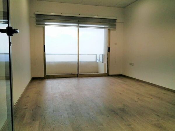 Sliema, Finished Office - Ref No 002671 - Image 5