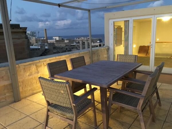 Valletta, Furnished Apartment - Ref No 002748 - Image 2