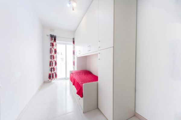 Sliema, Furnished Apartment - Ref No 002765 - Image 11