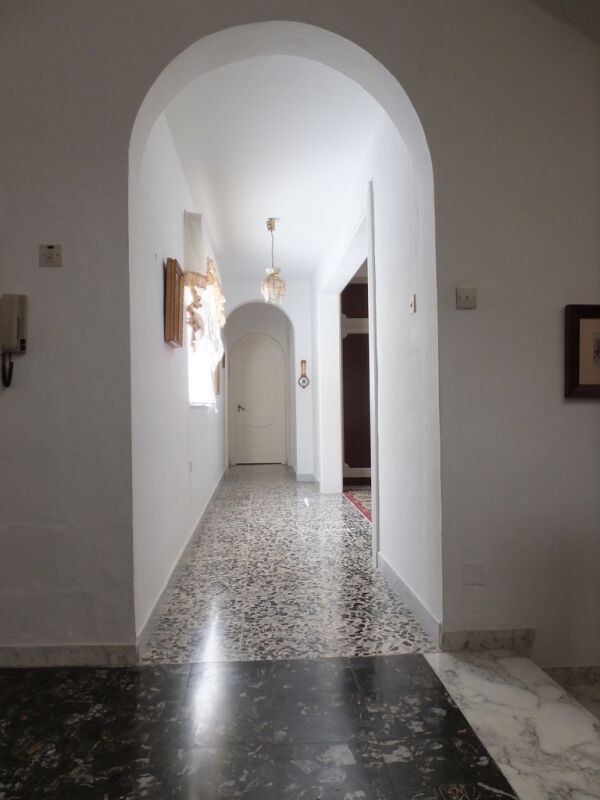 Sliema, Unconverted Town House - Ref No 002815 - Image 10