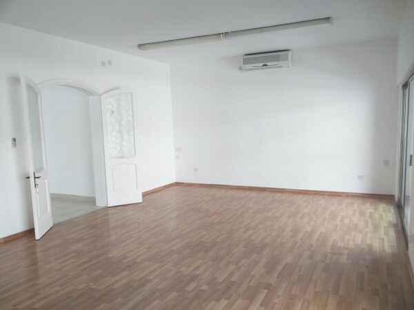 Sliema, Finished Office - Ref No 002927 - Image 6