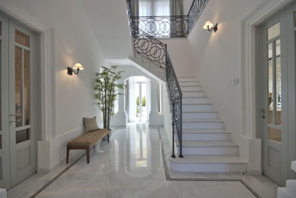 Ta’ Xbiex, Luxury Furnished Villa - Ref No 003066 - Image 2