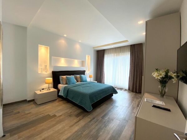 Sliema, Luxury Furnished Apartment - Ref No 003075 - Image 8