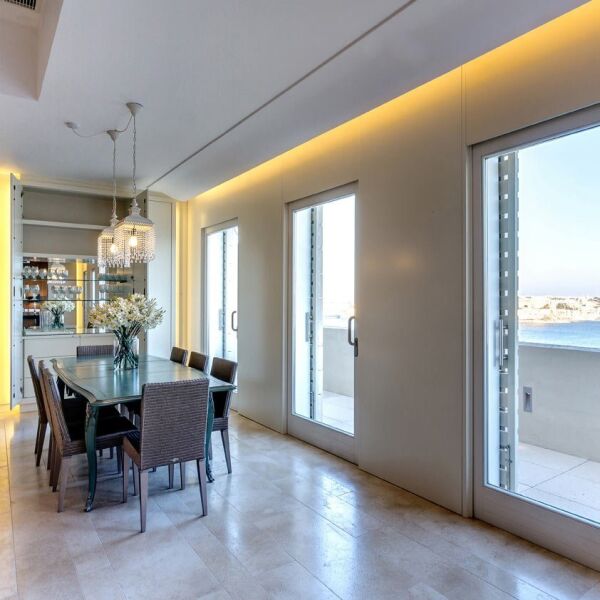 Valletta, Luxury Furnished Penthouse - Ref No 003103 - Image 5