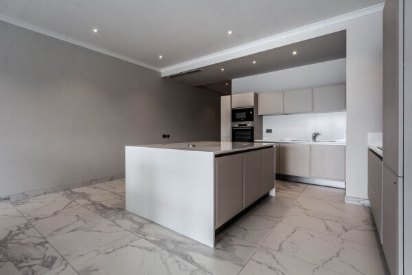 Sliema, Luxury Furnished Apartment - Ref No 003170 - Image 10
