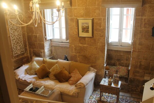 Attard, Furnished House of Character - Ref No 003214 - Image 6