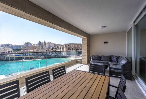 St Julians, Luxury Furnished Apartment - Ref No 003710 - Image 3