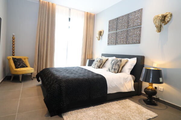 Pender Gardens, Luxury Furnished Apartment - Ref No 003814 - Image 8