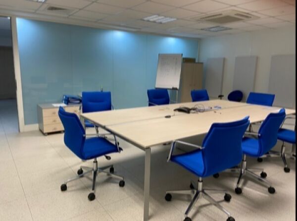 Mosta, Fully Equipped Office - Ref No 003874 - Image 1