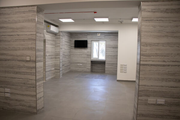 Floriana, Finished Office - Ref No 003933 - Image 9