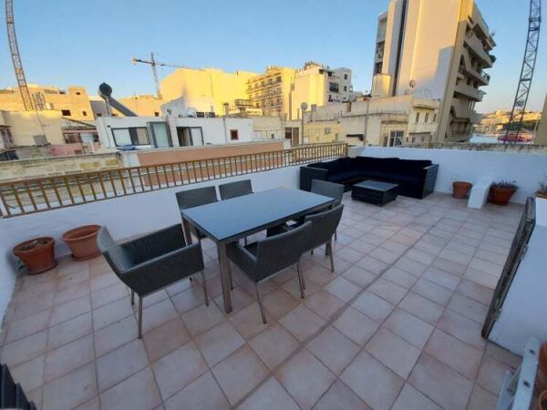 Sliema, Furnished Town House - Ref No 004135 - Image 3