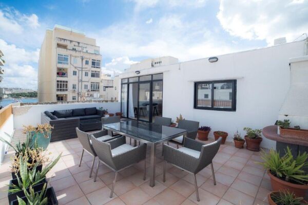 Sliema, Furnished Town House - Ref No 004135 - Image 2