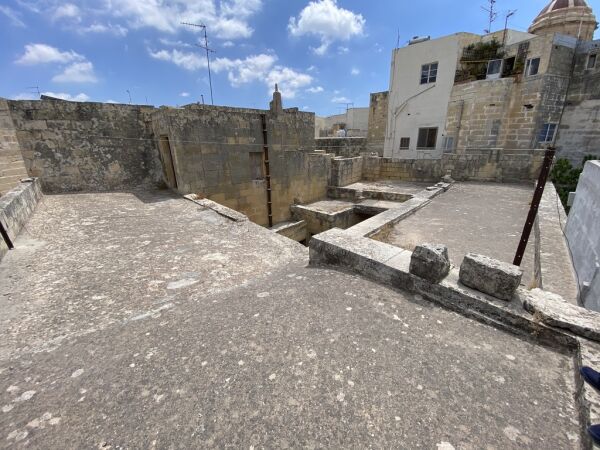 Luqa, Unconverted House of Character - Ref No 004185 - Image 6