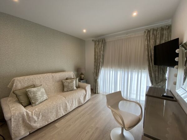 Sliema, Luxurious Finish Apartment - Ref No 004262 - Image 10